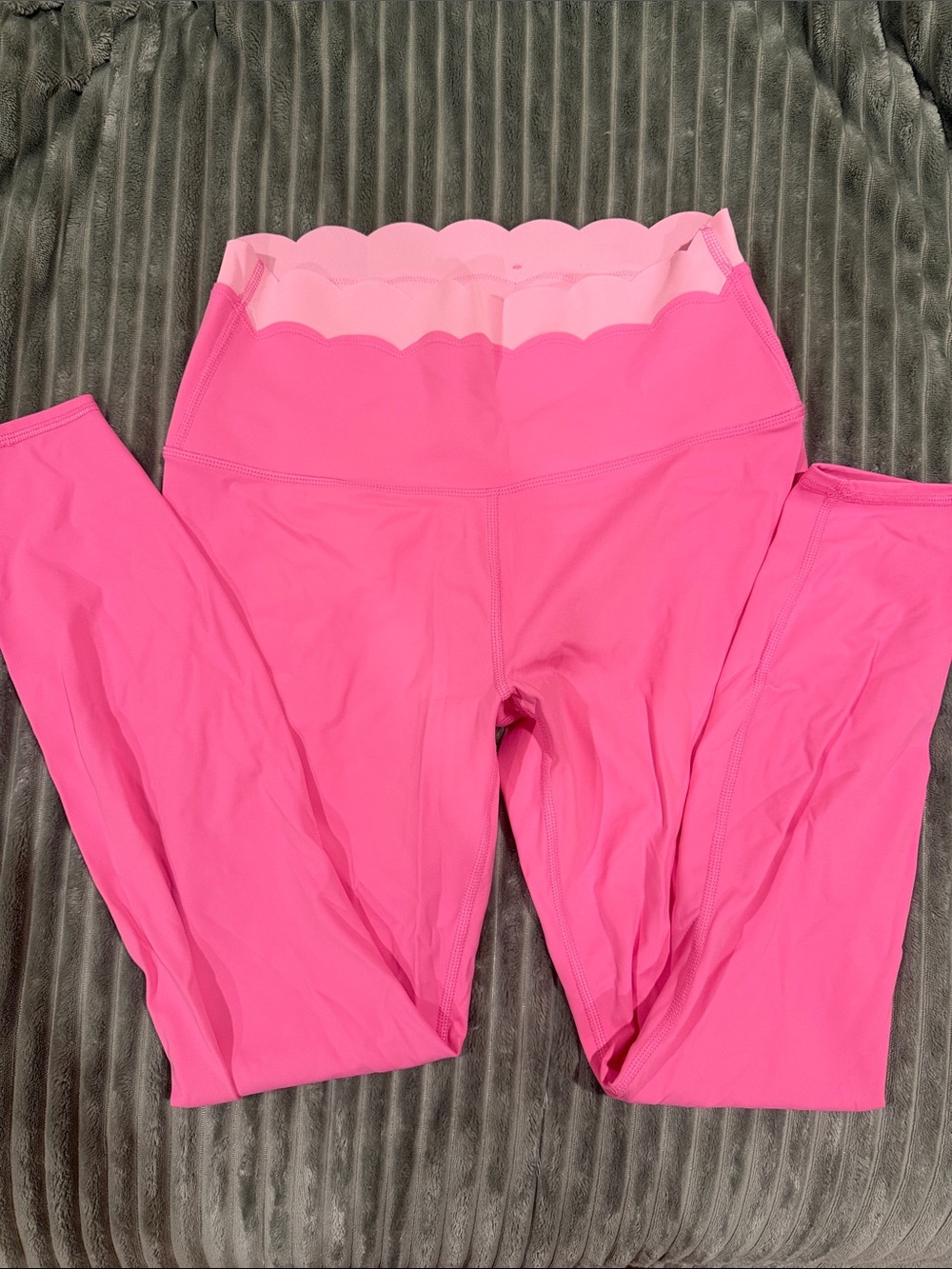 JoyLab Pink Scallop High-Rise Leggings